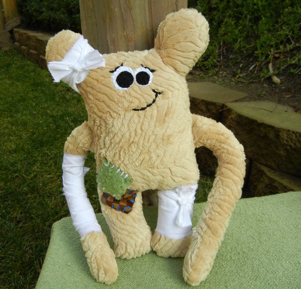 GET BEDDER SOON Cookie Nummie Plush Monster in Tan with Bandages