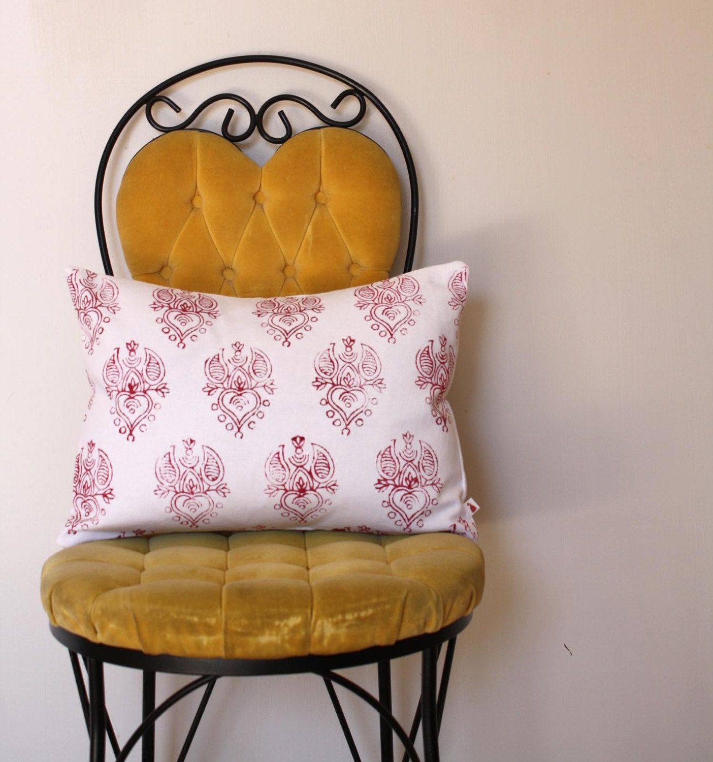 Heart Blossom Pillow - 12 x 16 Removable Pillow Cover with Insert
