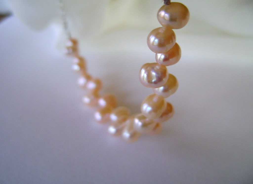 Skin Pearls. Natural pearl necklace