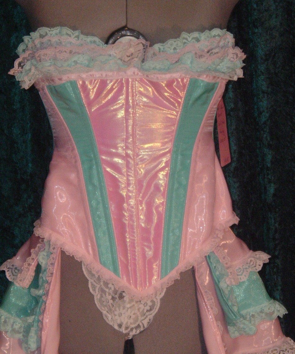 Showtime Burlesque Set