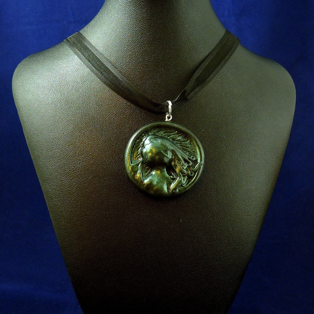 Dark Green Cthulhu Cameo Necklace - Handmade Polymer Clay Jewelry