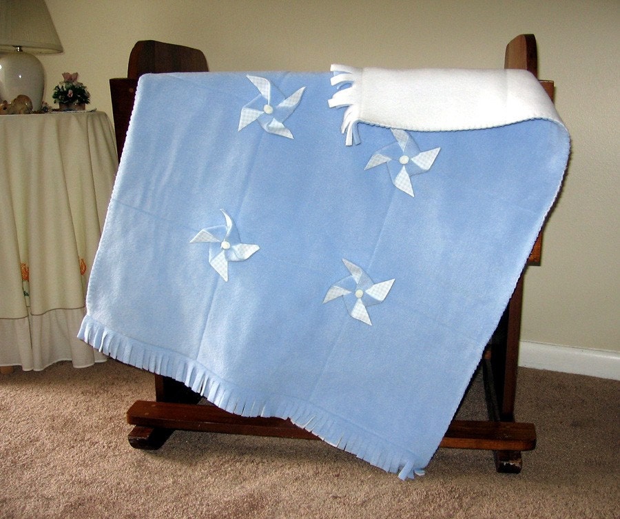 Pinwheels in Blue Blanket