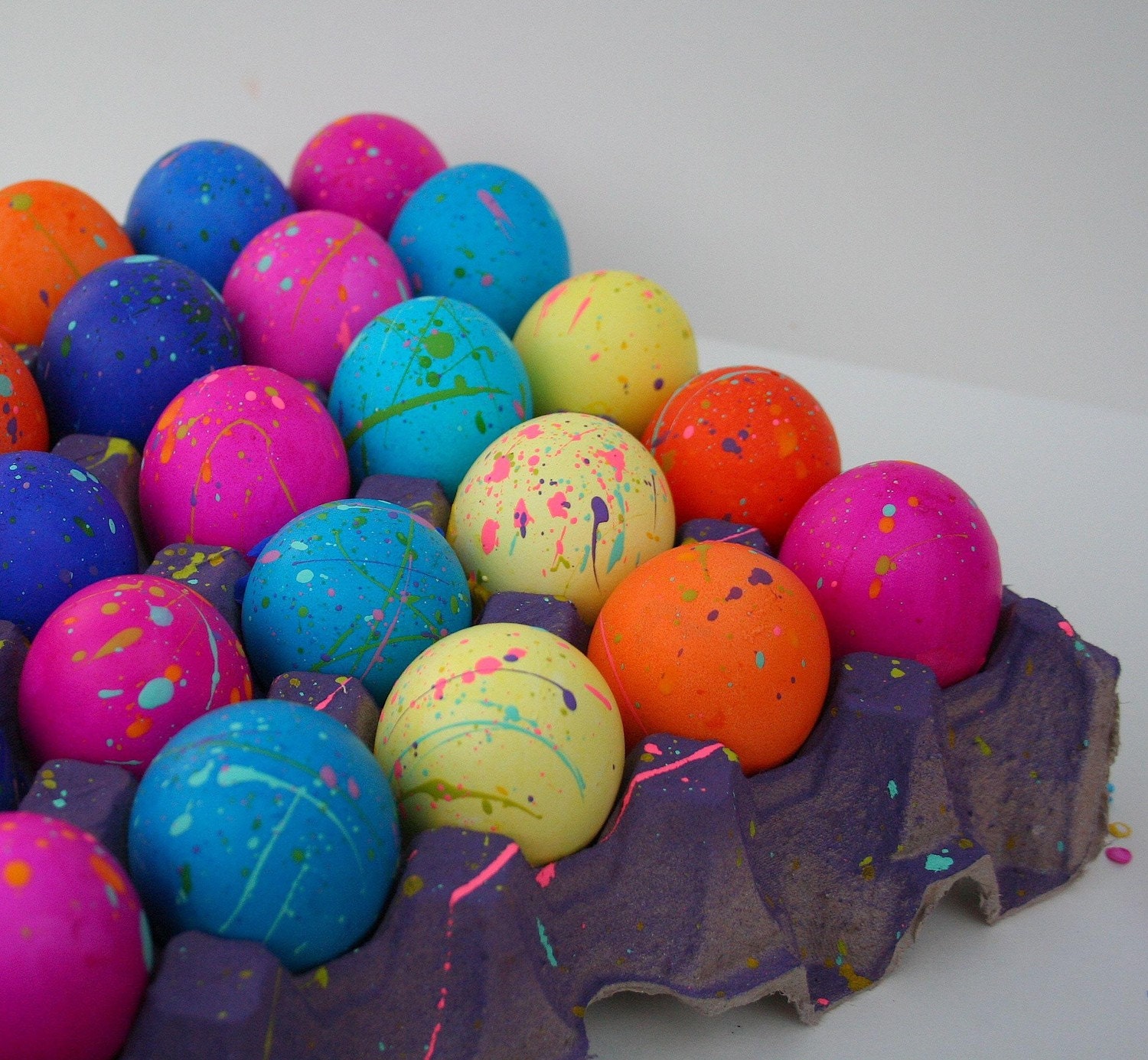 Cascarones (Confetti Eggs), TWO DOZEN, Economy Priced, Perfect for Easter, Birthday Parties, Fiesta