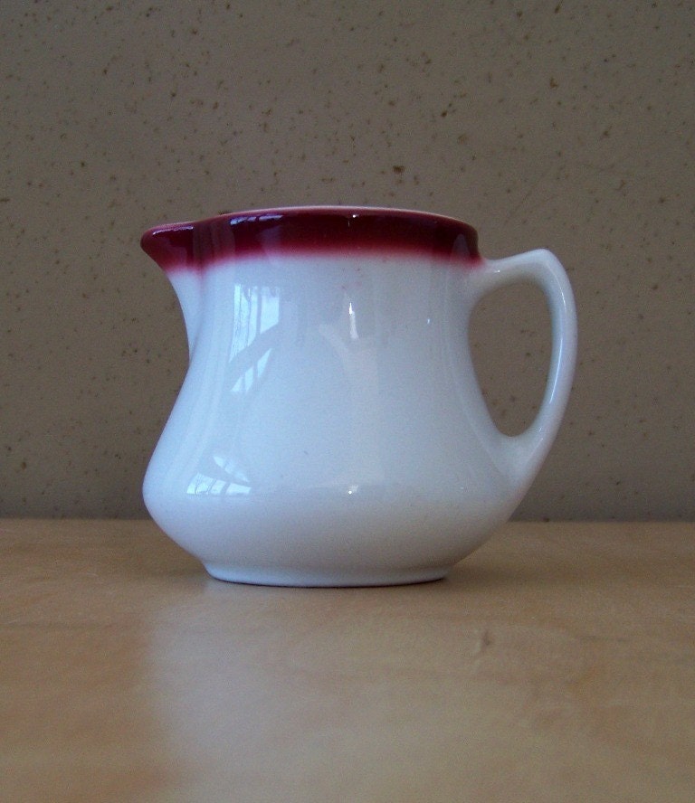Old Diner Creamer