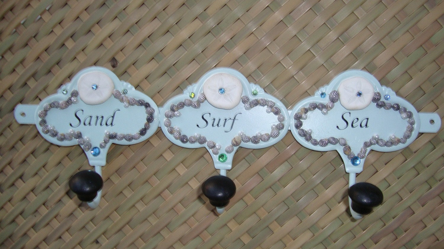 Sand Surf and Sea Triple Sand Dollar Hooks