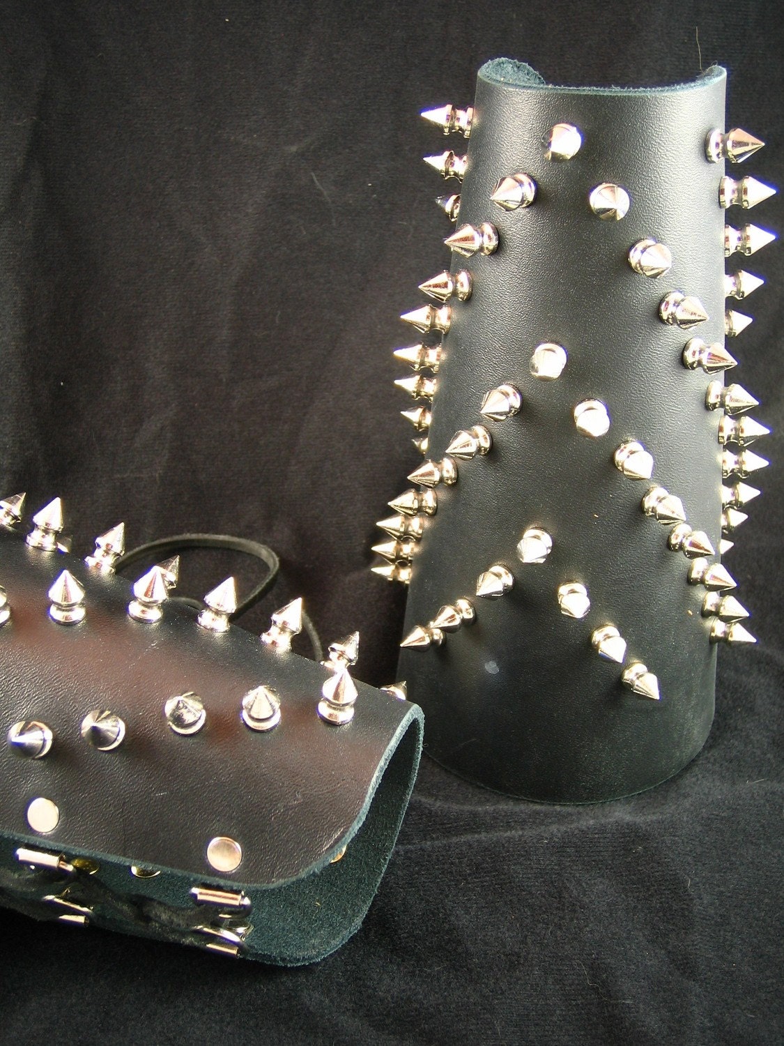 Spiky Arm Guard - Half inch spikes
