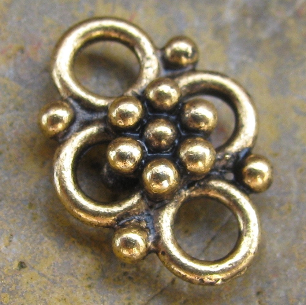 6 Antique Gold Small 4 Ring Connector Jewelry Findings 204