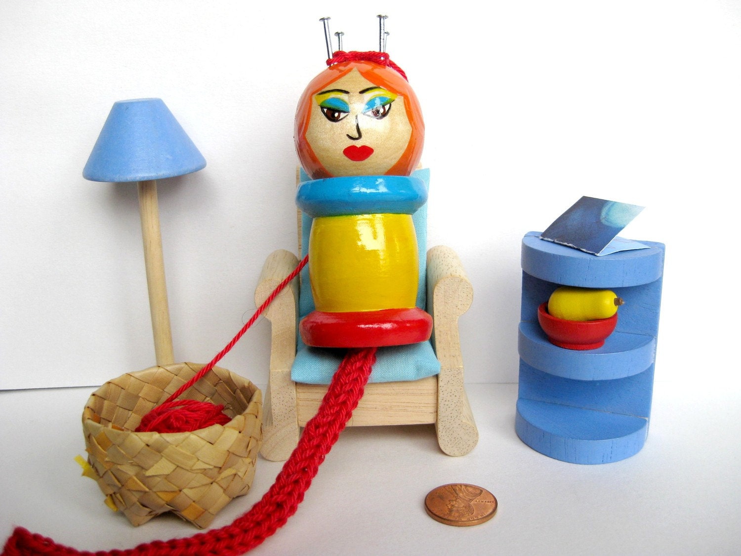 Kinetic Kelly: A Spool Knitter