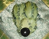 Black & green feather fascinator hair clip