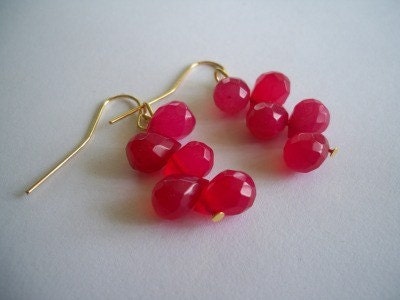 Simple Fuschia Briolette and Gold Earrings