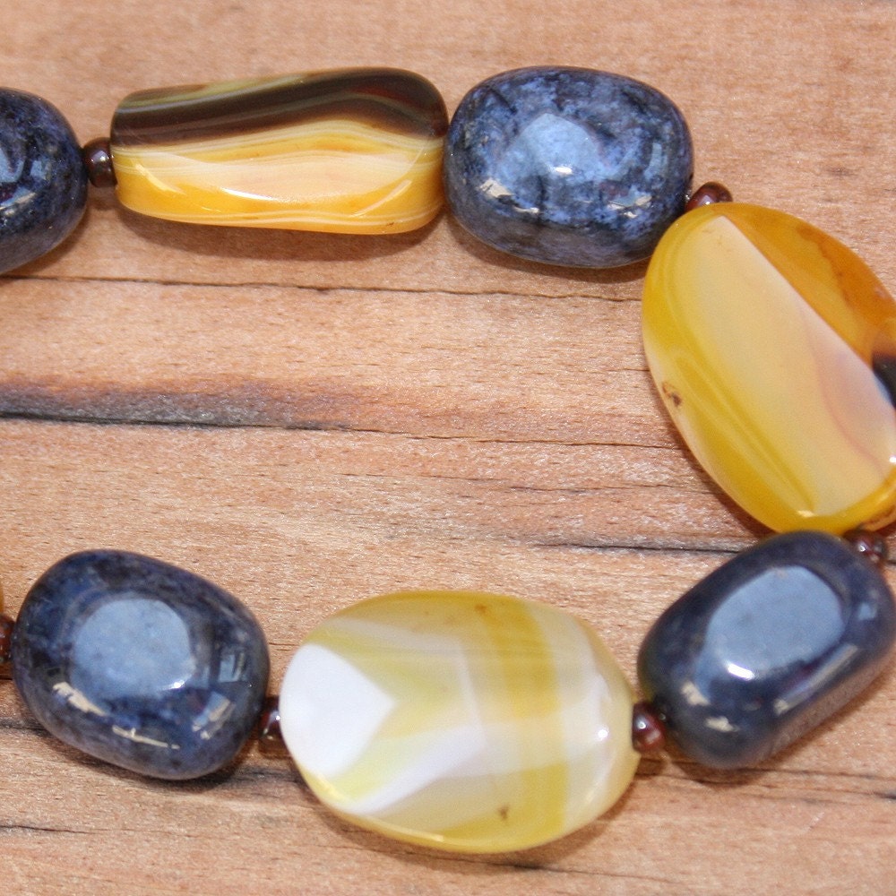 Dumortierite and Agate Beaded Bracelet