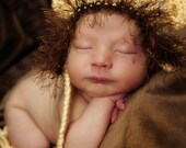 Little Lionheart Ear Flap Hat Crochet Pattern (461)