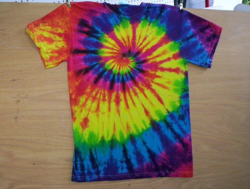 Rainbow Spiral Tie Dye Size Medium
