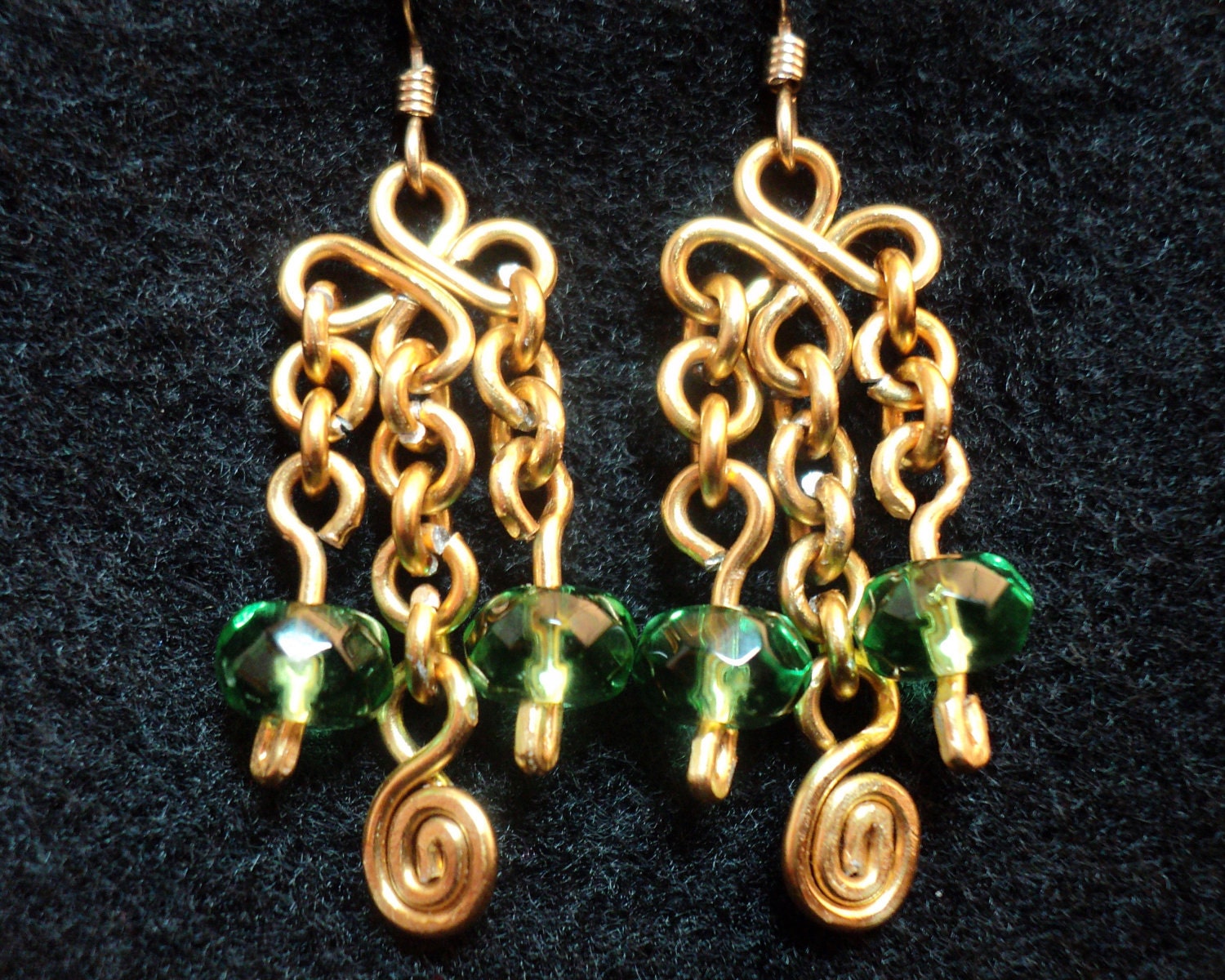 Irish Eyes Dangle Earrings