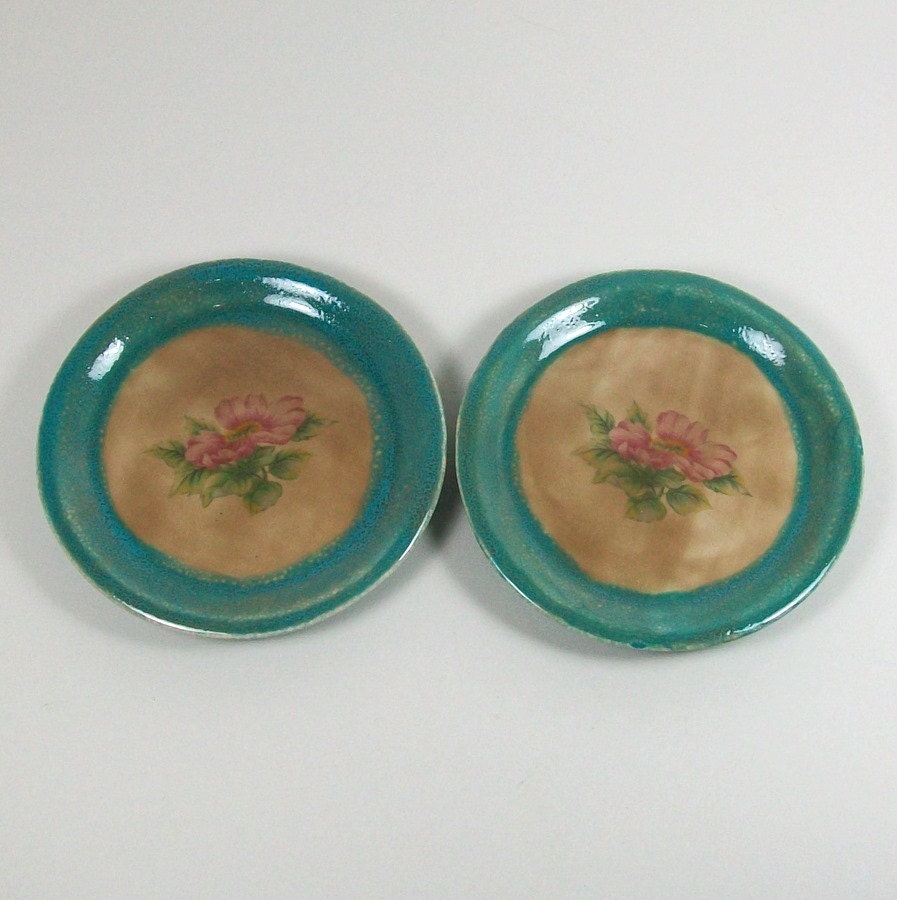 Tan and Turquoise Coasters with Pink Flowers