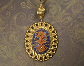 thinking of india - striking pendant