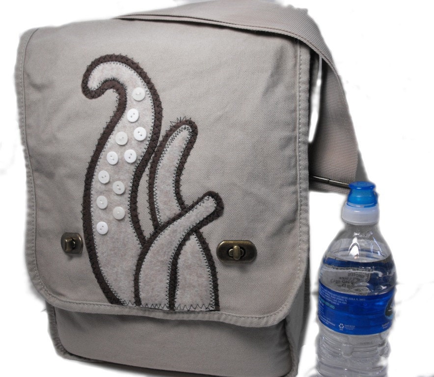 Messenger Bag - Tentacles - Field Style for School, College, Vacation, Book, Laptop / Free Shipping to U.S. / Canada