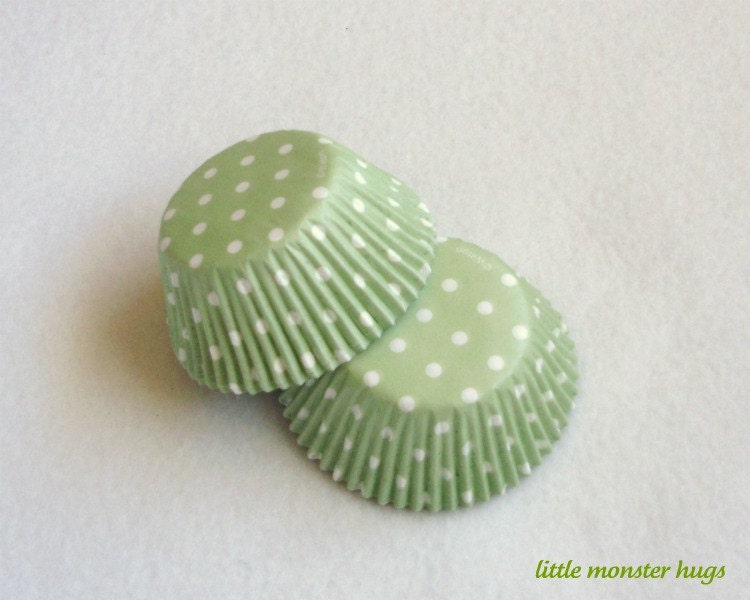 Mint Green Polka Dot Baking Cups (50)