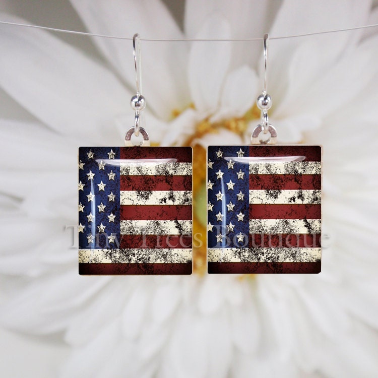 SALE- Recycled Scrabble Tile Earrings- Vintage Grungy American Flag Earrings