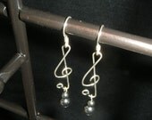 musically inspired treble clef SS earrings - hematite