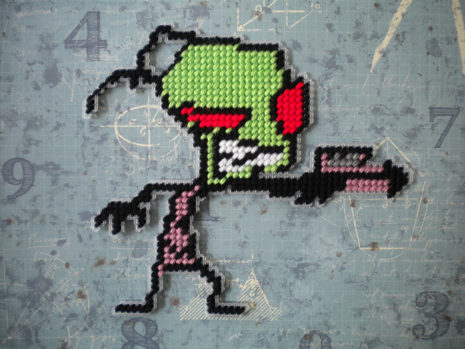 Invader Zim Magnet or Pin from Nicktoon Nickelodeon TV show