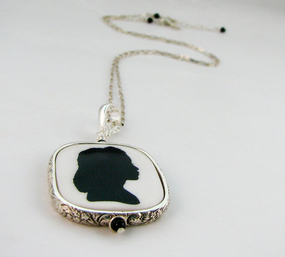 N50 - Photo Pendant in a Beautiful Floral Patterned Sterling Frame For Mothers Day - Medium