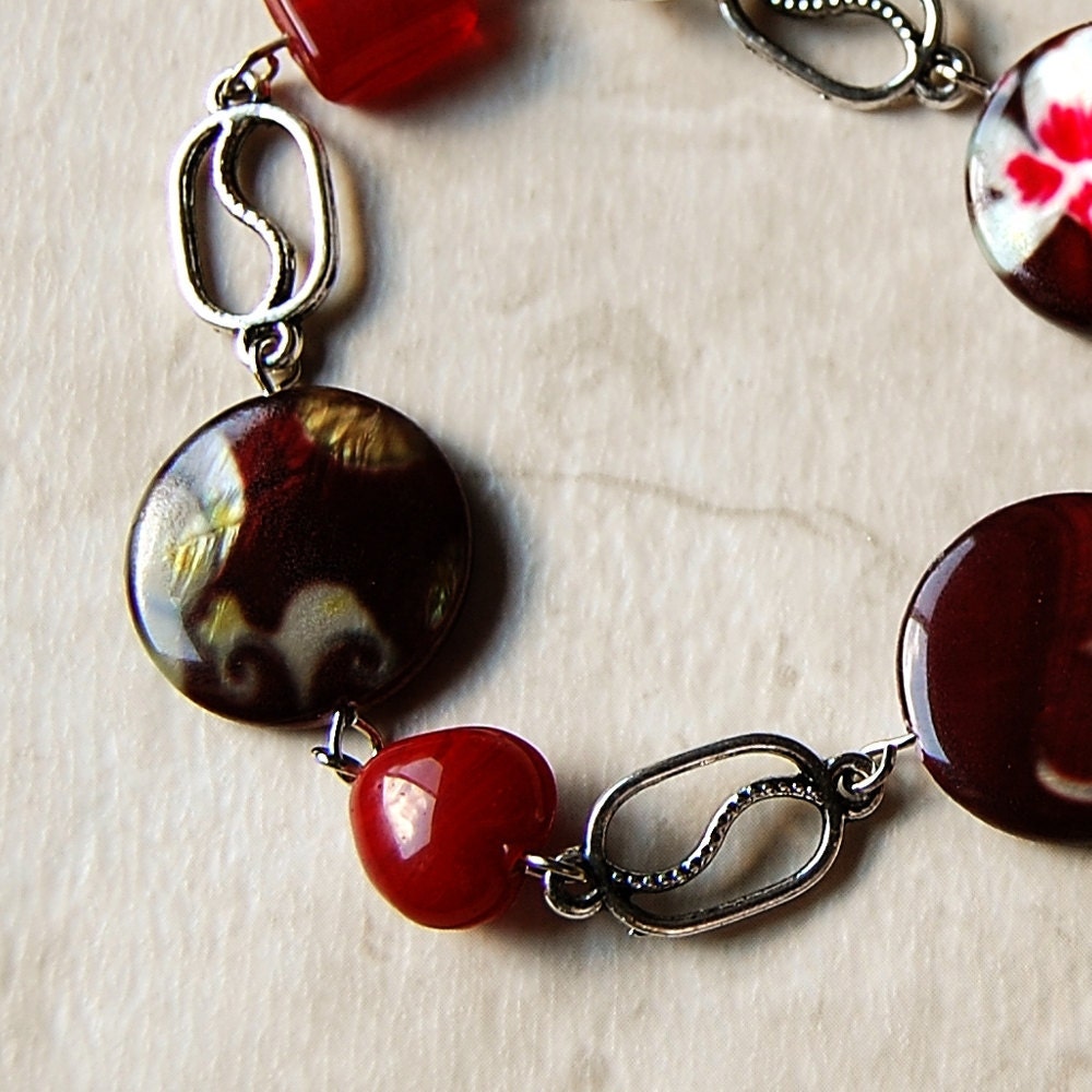 Bracelet, Brown Floral & Red Acrylic Charm Beads, Metal Links