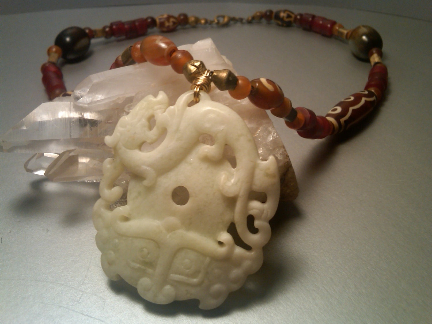 Translucent Pale Green & WHITE jade Double Dragon Face -Necklace with tibetan agate-chinese Pendants-jade stone