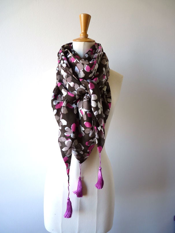 Sassame Triangular Cotton Scarf