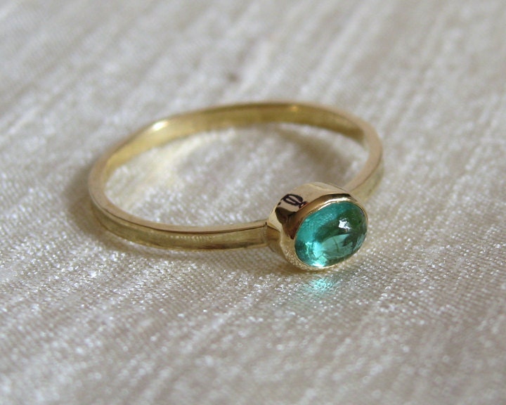 Green Cabochon Tourmaline 18k  Gold Skinny Ring