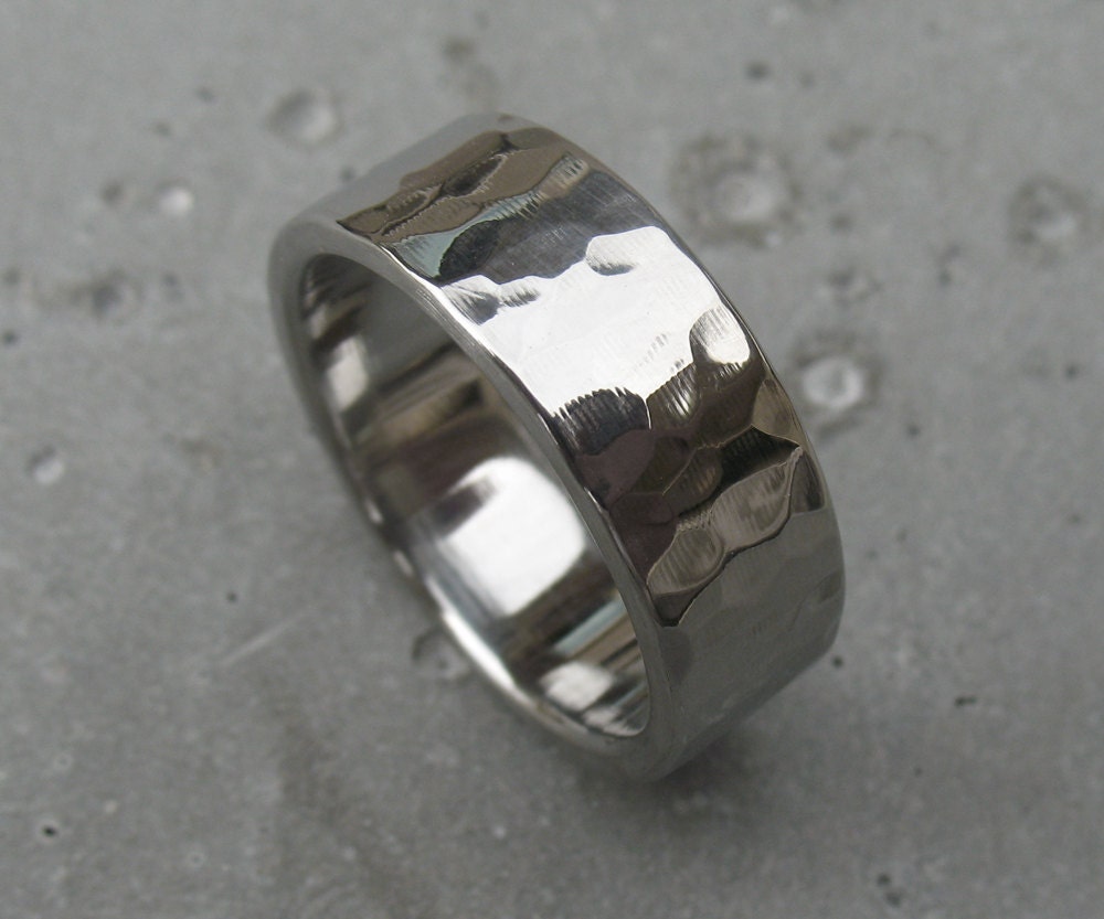 Mirrored Hammered Stainless Steel Ring