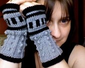 The Oncoming Storm: Dalek inspired Wristers Pattern PDF
