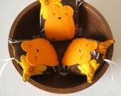Sleepy owl in buttercup and chestnut