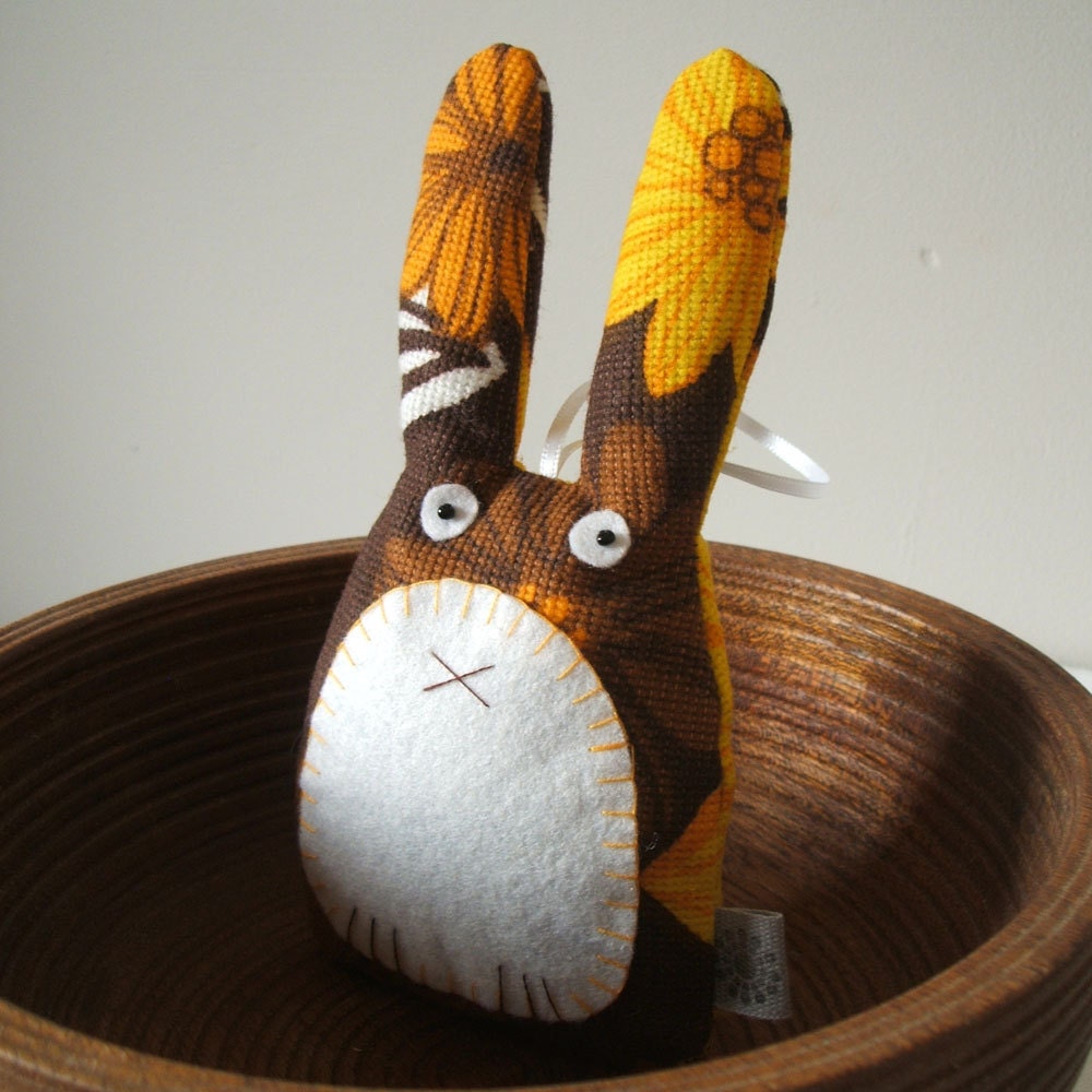Lavender rabbit in buttercup and chestnut