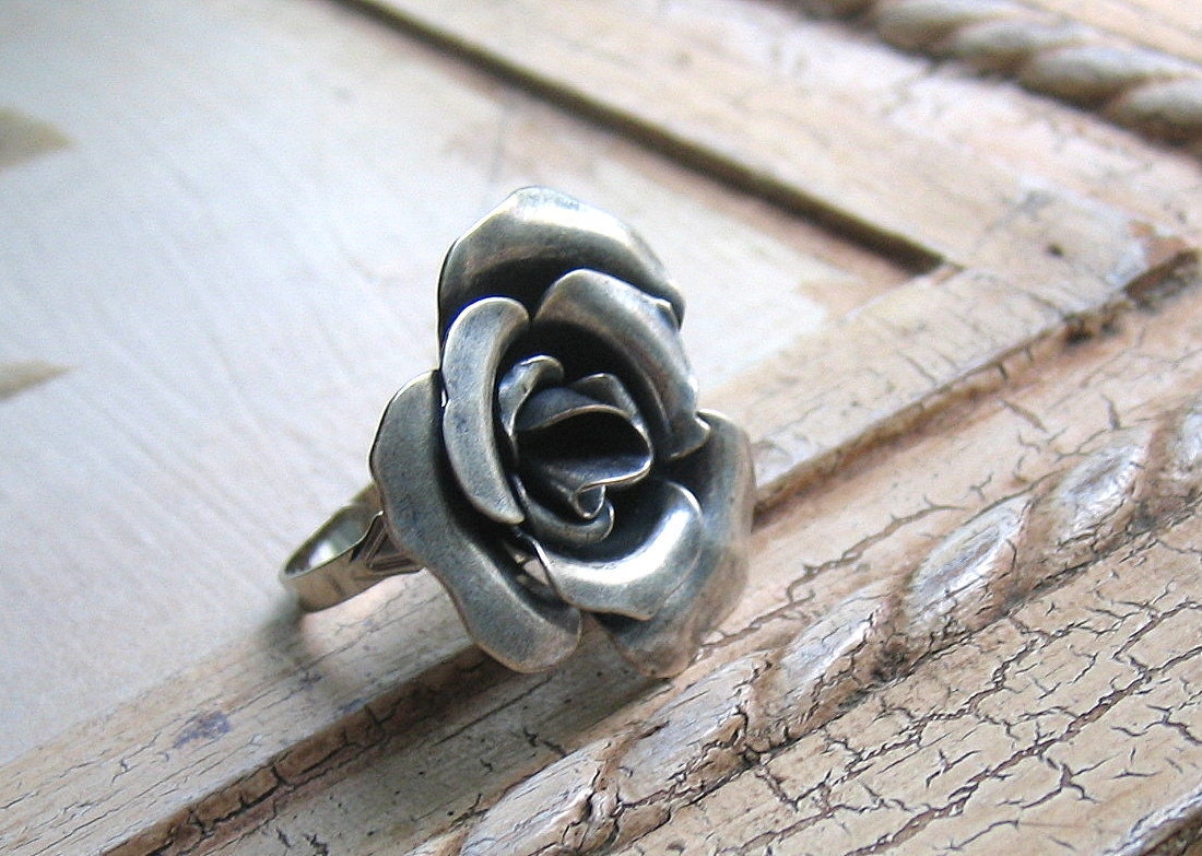 Metal Rose Flower Ring