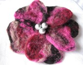 Felted flower hairclip, red, pink and black