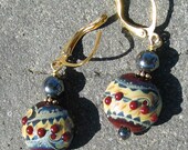 Mustard, Charcoal and Red earrings - Autumn Fires