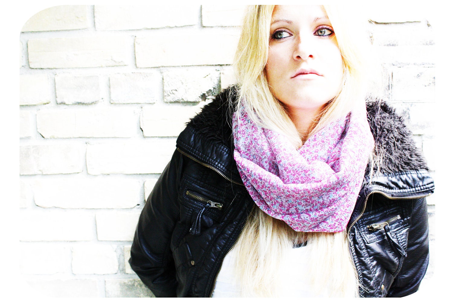 Circle Scarf - Pink floral miniprint.  Infinity scarf, loop scarf, eternity scarf, hipster, urban, fall scarf, winter scarf.