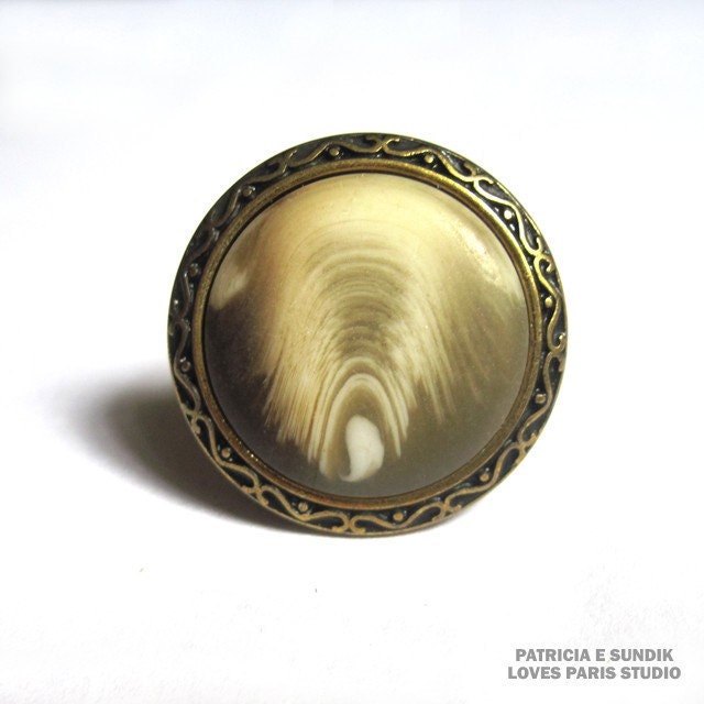 Button Ring Adjustable ,Vintage Etched  Metal Rim, Antique Brass