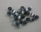 Grey Cat's Eye