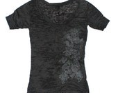 Women's Small Graphic Floral Tee Shirt