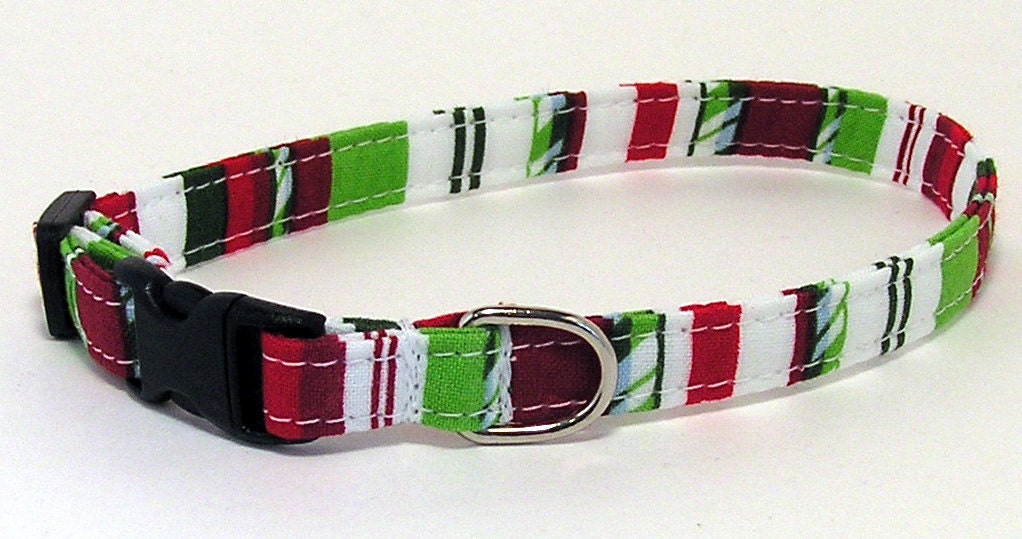 XS Dog Collar - Christmas Peppermint Twist - Size X Small Miniature Teacup