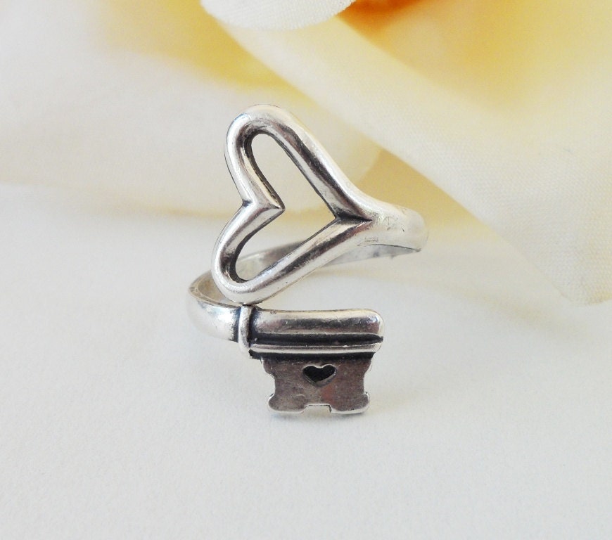 Steampunk Skeleton Key Ring- Key To My Heart- Sterling Silver Finish