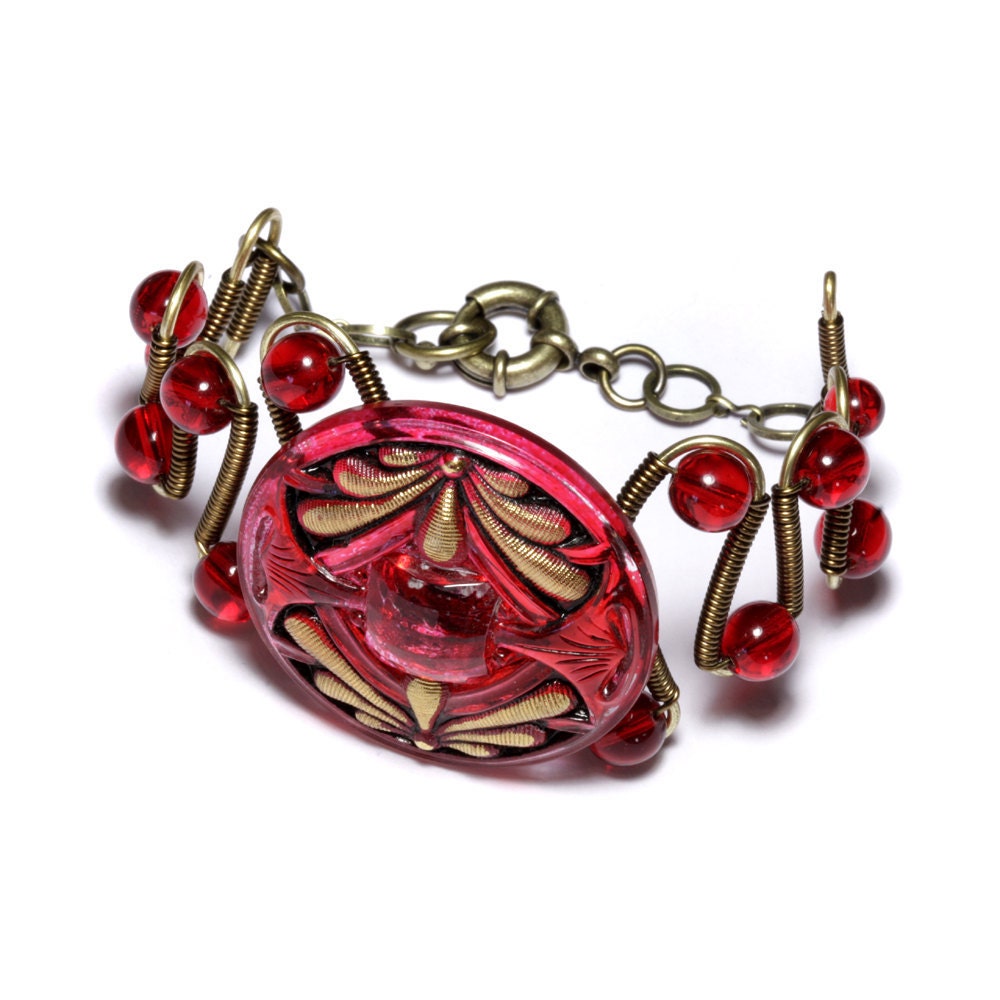 Steampunk Neo Victorian Jewelry - Bracelet  - Czech Glass 2-DRAGONFLY Art Nouveau Ruby Gold Button
