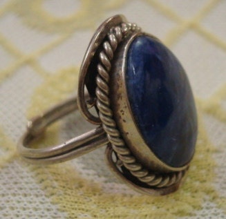 Fabulous Vintage Retro Silver Tone Blue Marble Plastic Cabochon Adjustable Ring