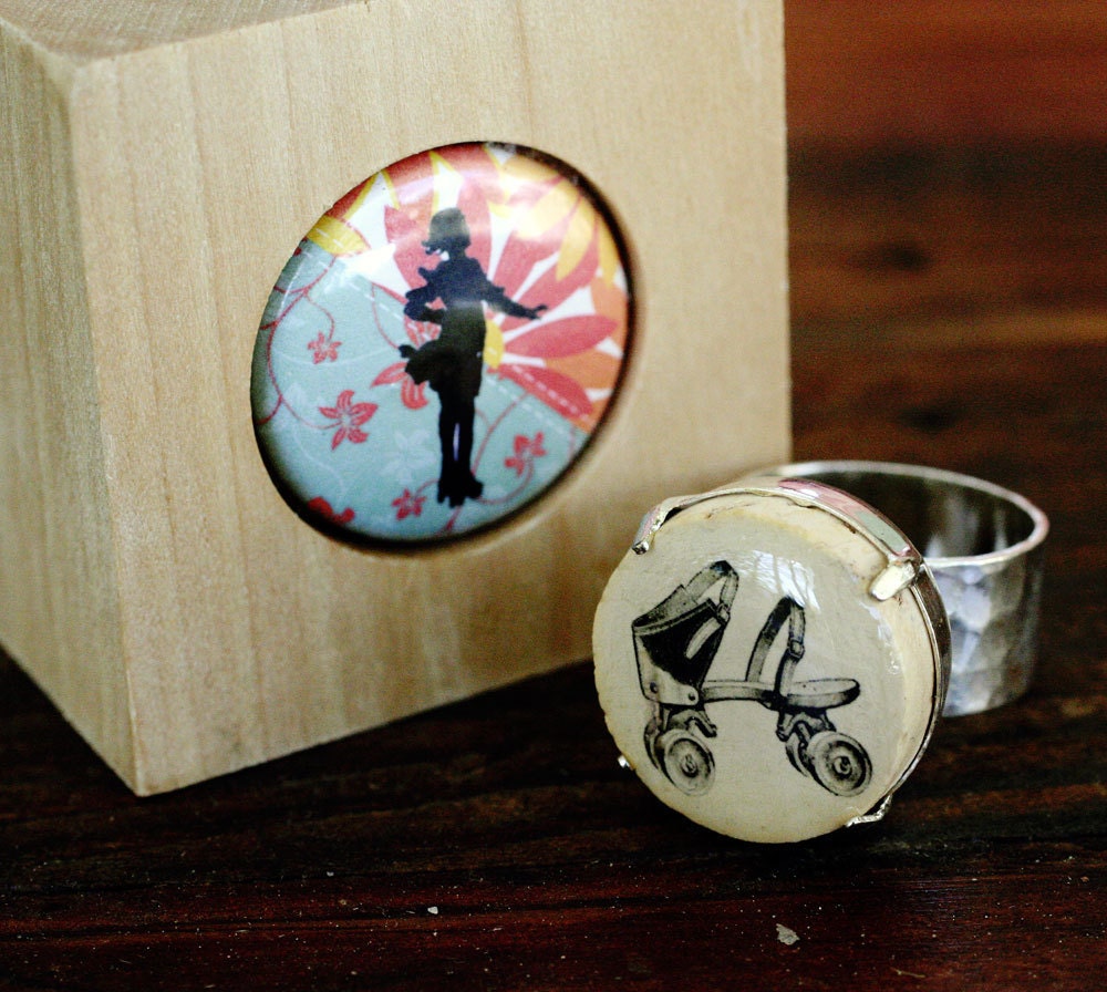 Rollerskating Jewelry - Recycled Wine Cork Ring in Wood Cube by Uncorked