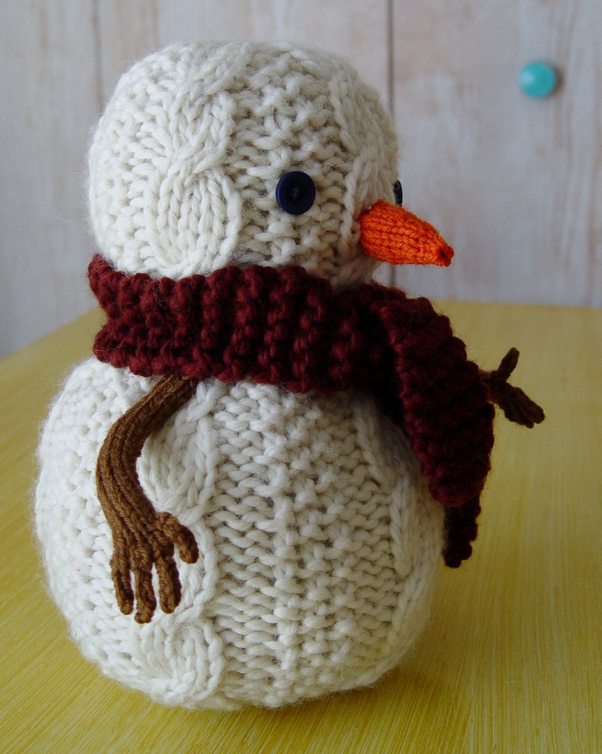 Oatmeal the Snowman knitting pattern PDF