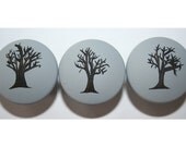 Gray with Black Tree Knobs