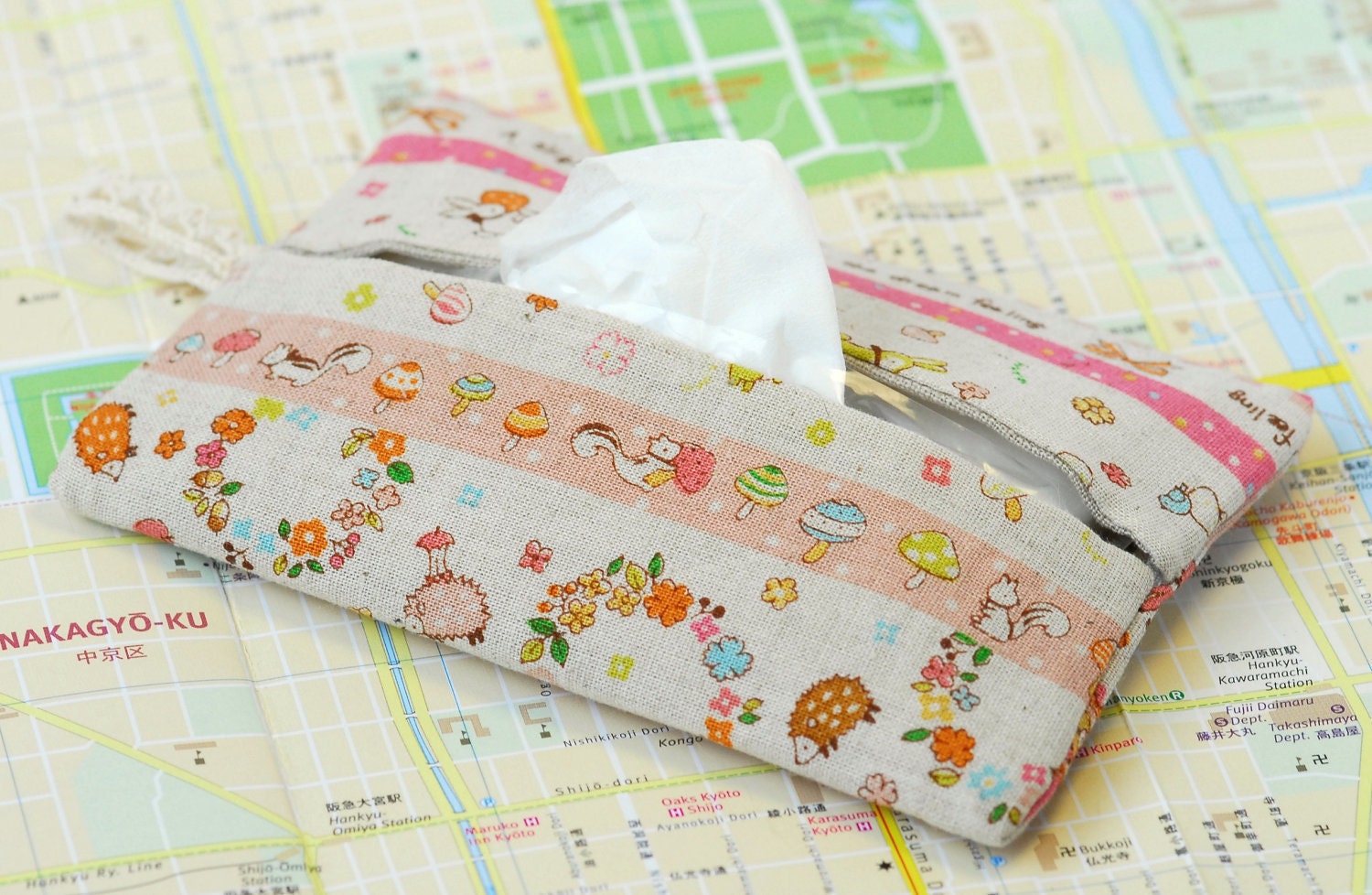 Tissue Pocket- Forest Animals Pink