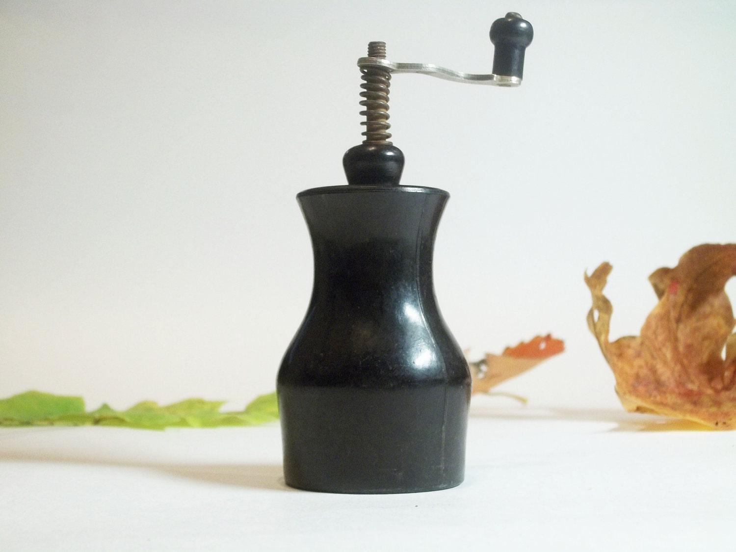 VINTAGE COFFEE GRINDER, use as gift, home decor, kitchen decor.